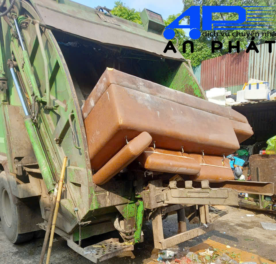 R&aacute;c vưt đ&uacute;ng nơi quy định