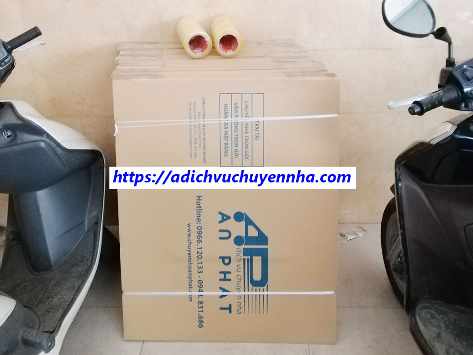 Tặng 1 c&acirc;y băng d&iacute;nh khi mua 100 th&ugrave;ng carton