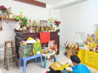 Thủ tục chuyển bàn thờ và bát hương sang nhà mới